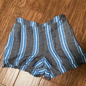 Linen high waisted shorts